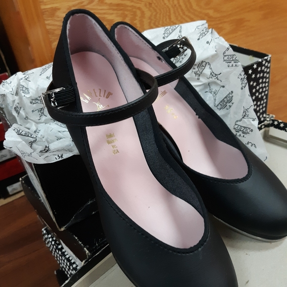 Deadstock!! Capezio Taps black or tan - Picture 3 of 11